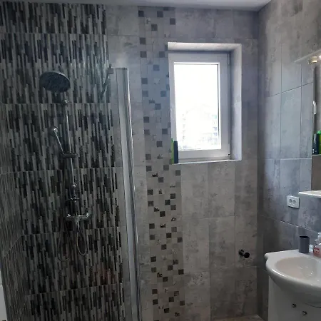 Tudor Studio Mamaia Nord Apartment