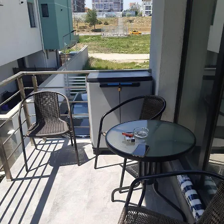Tudor Studio Mamaia Nord Apartament *